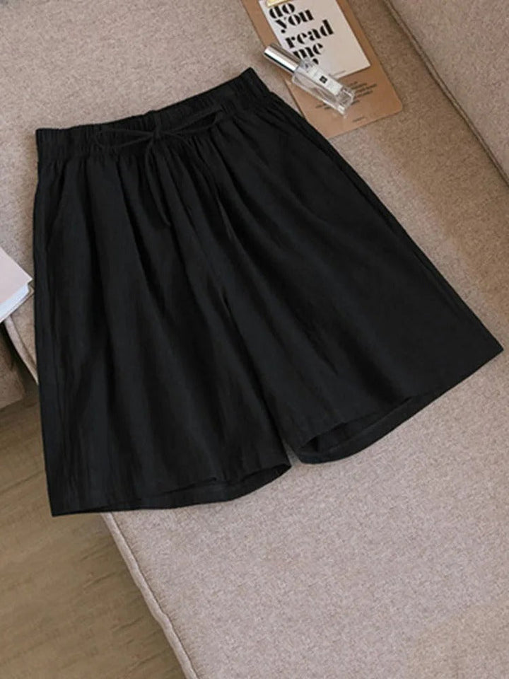 Lightweight & airy Melina women's shorts. Comfortable stretch waist for breathable summer fashion & leisure wear.