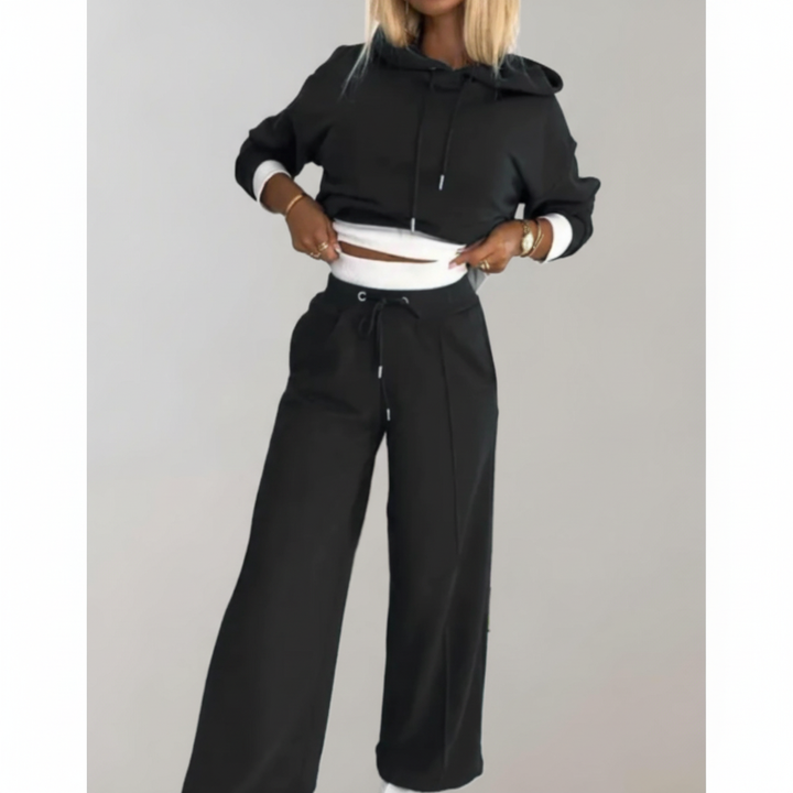 Stylish women's casual wear set: relaxed fit hoodie and matching wide leg pants