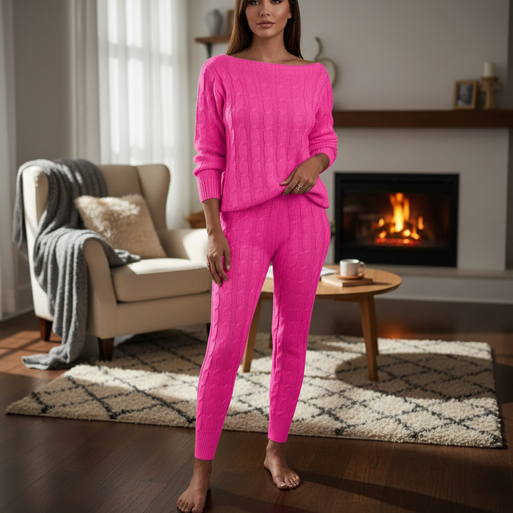 Comfy women's knitted lounge set, two-piece top and pants for autumn winter fashion