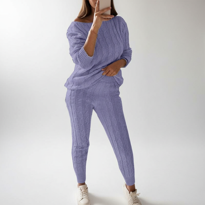 Chic women's knitted two-piece set, perfect loungewear for autumn and winter
