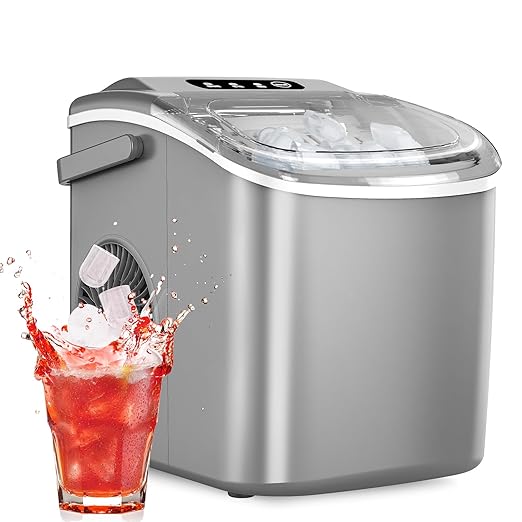 Fast ice production with this compact countertop unit, perfect for cocktails and cold drinks.
