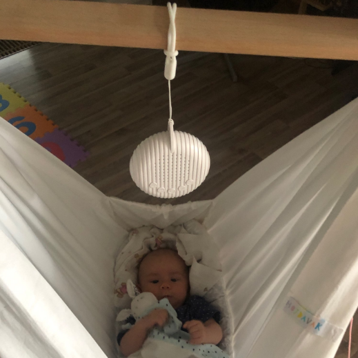 Portable USB rechargeable white noise sound machine for deeper sleep in adults & babies. Sleep aid & therapy.