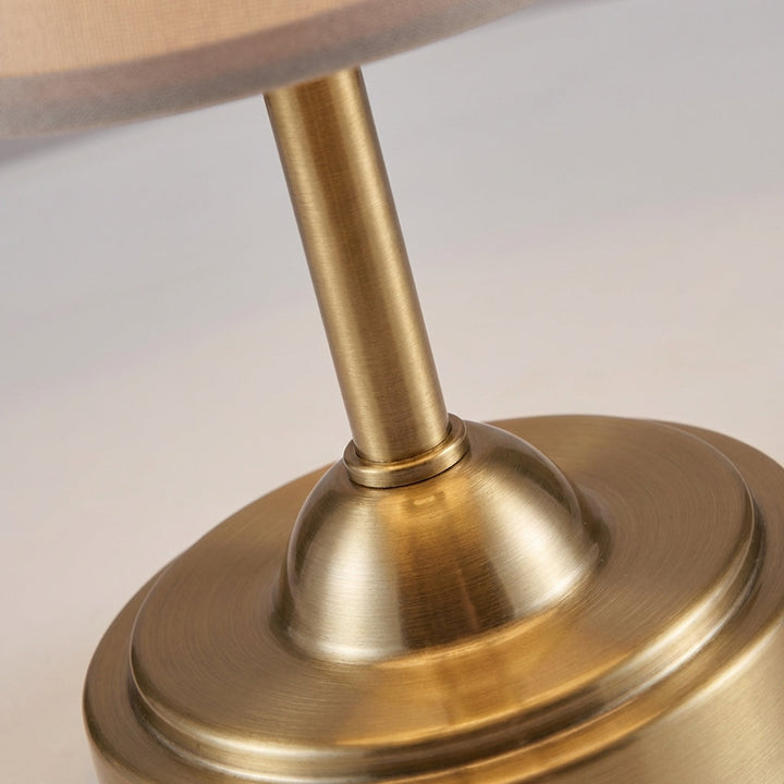 Dimmable LED retro table lamp, Clarenceo, providing ambient lighting for any room, rechargeable