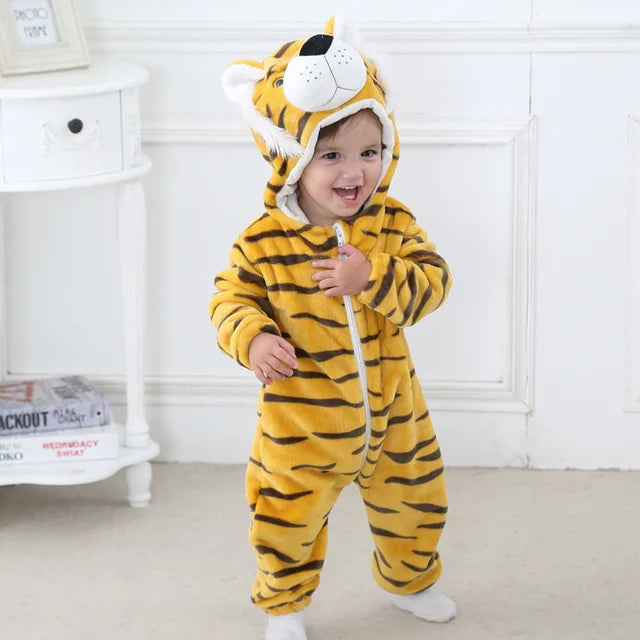 Newborn giraffe animal jumpsuit: soft themed apparel, perfect for infants & a great baby gift.