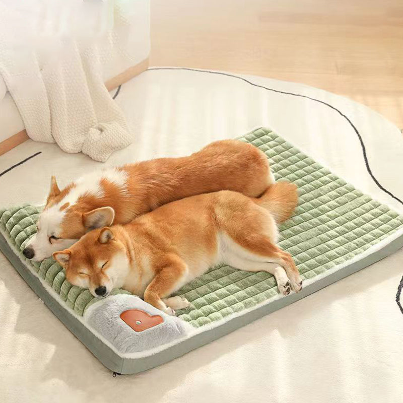 Cozy fleece dog bed for small dogs, providing warmth in winter. Ideal as a pet sofa.