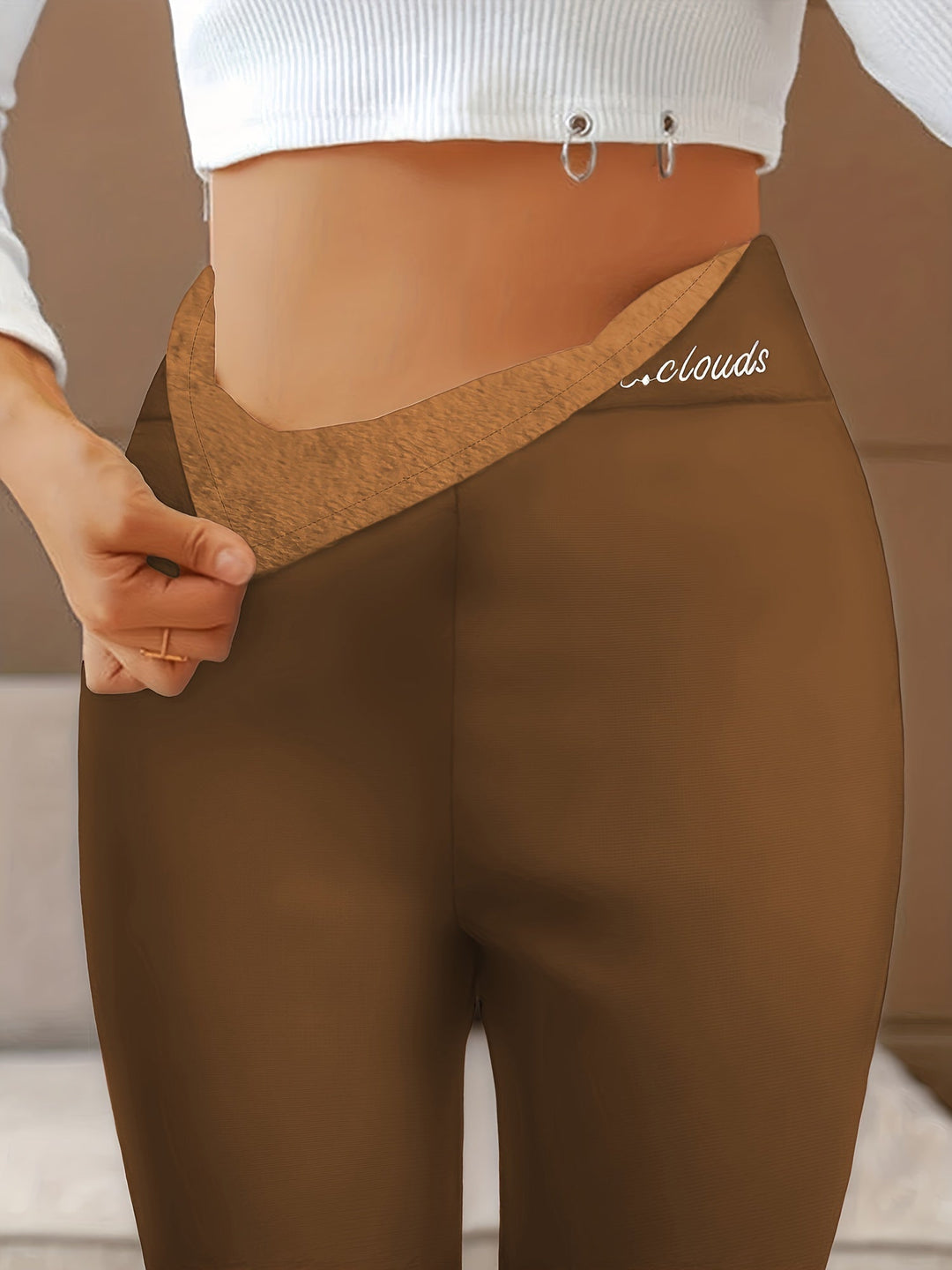 Essential women's warm thermal leggings for cold weather, offering cozy comfort and stylish winter wear.
