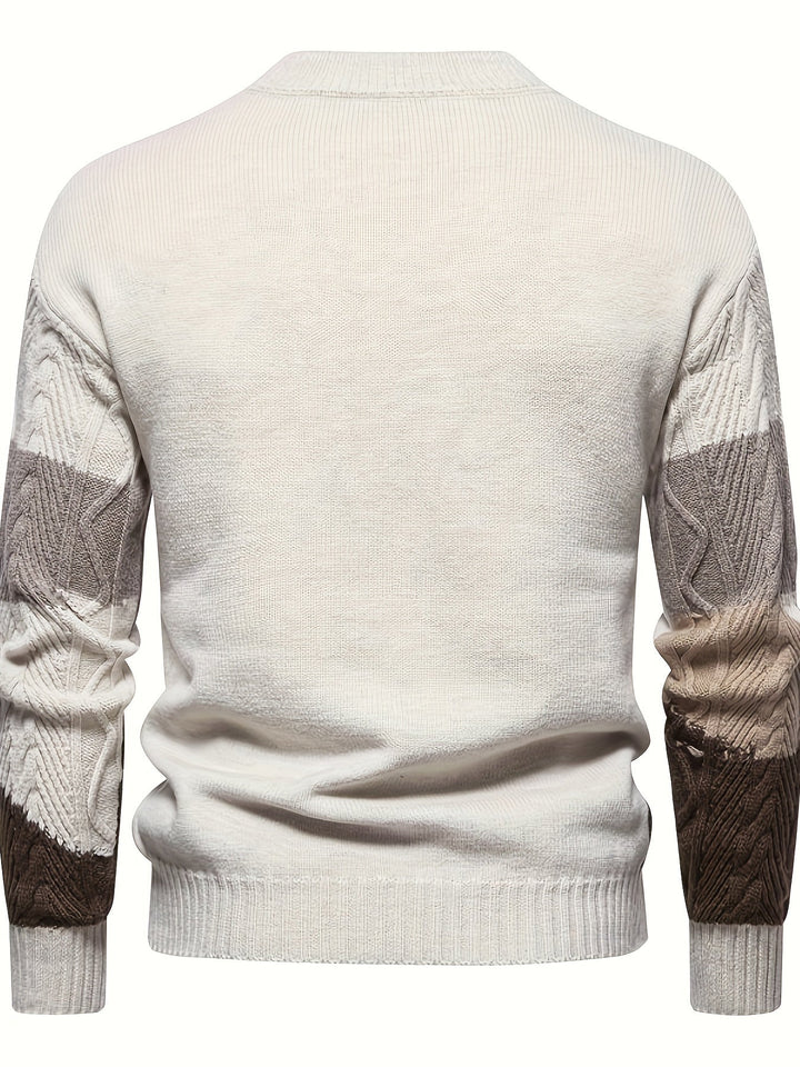 Plain knitted men's sweater with round neck & long sleeves, ideal for comfortable everyday wear in fall/winter.
