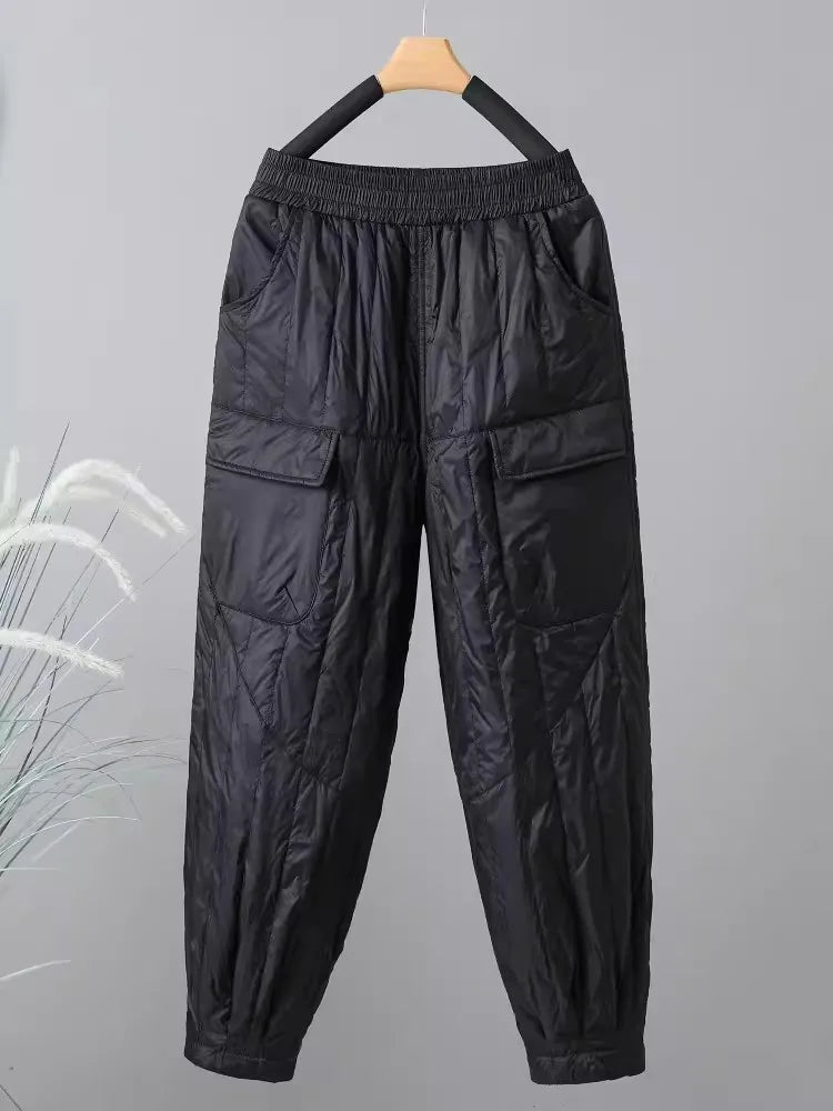 Stylish women's quilted pants for ultimate warmth & comfort. Ideal casual winter wear with pockets.