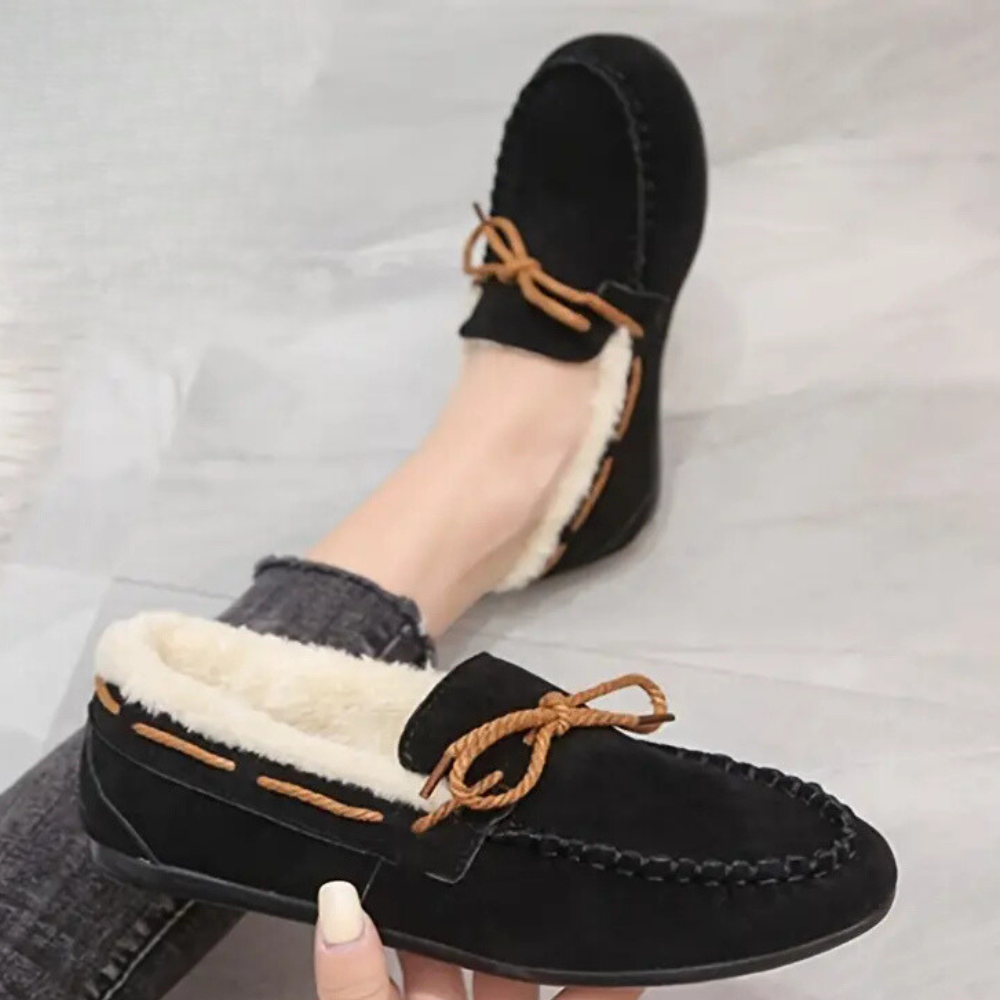 Soft Selina women's indoor slippers. Designed for cozy comfort & warm winter days at home.