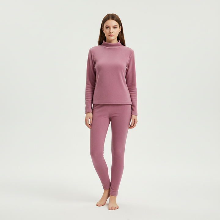 Plush women's fleece top and pant set, a must-have for cozy winter fashion