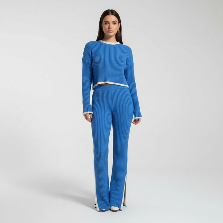 Warm winter fashion: women's knitted cardigan and joggers set in a versatile one-size fit
