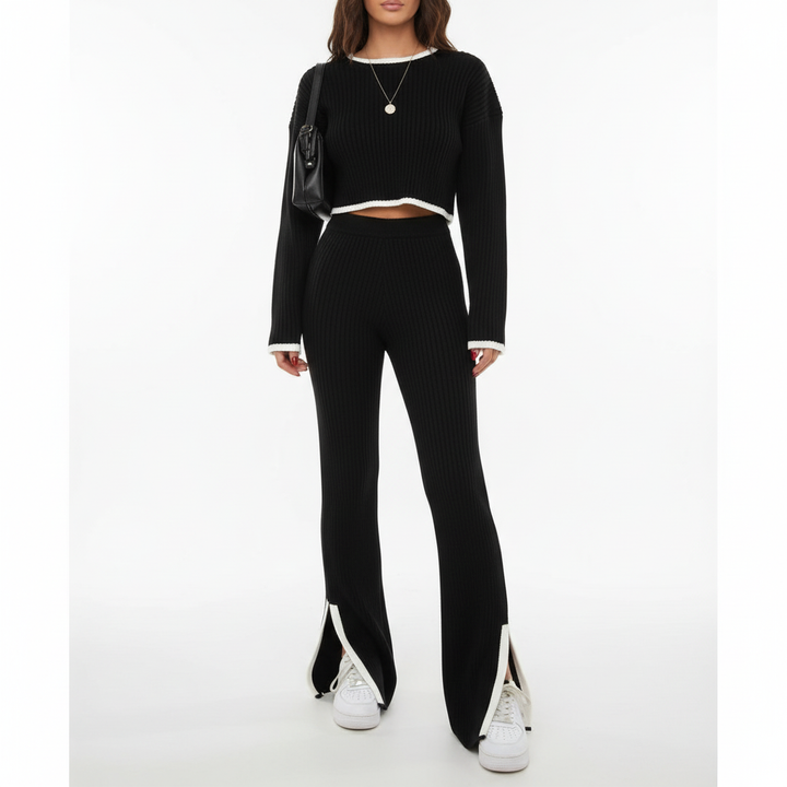 Comfortable women's matching knitted set with a cozy cardigan and stylish joggers for relaxation