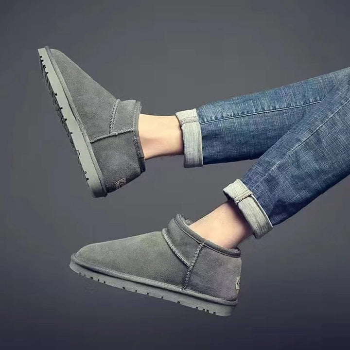 Fashionable ladies' lined ankle winter boots, designed for style, warmth, and cozy winter wear.