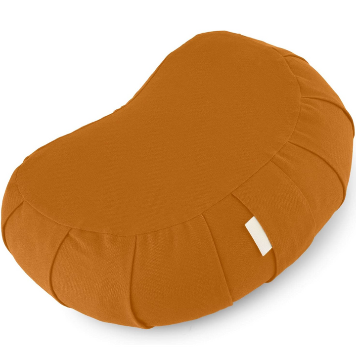 Achieve deep relaxation with this eco-friendly curved organic cotton meditation cushion, easy to clean.