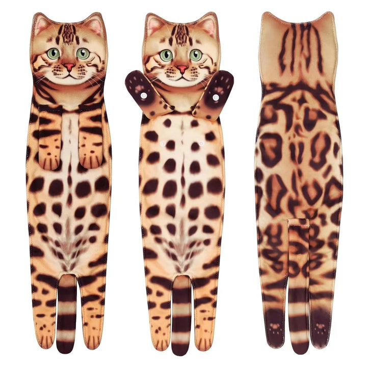 Charming cat hand towel, highly absorbent and fast drying, a delightful home accent.