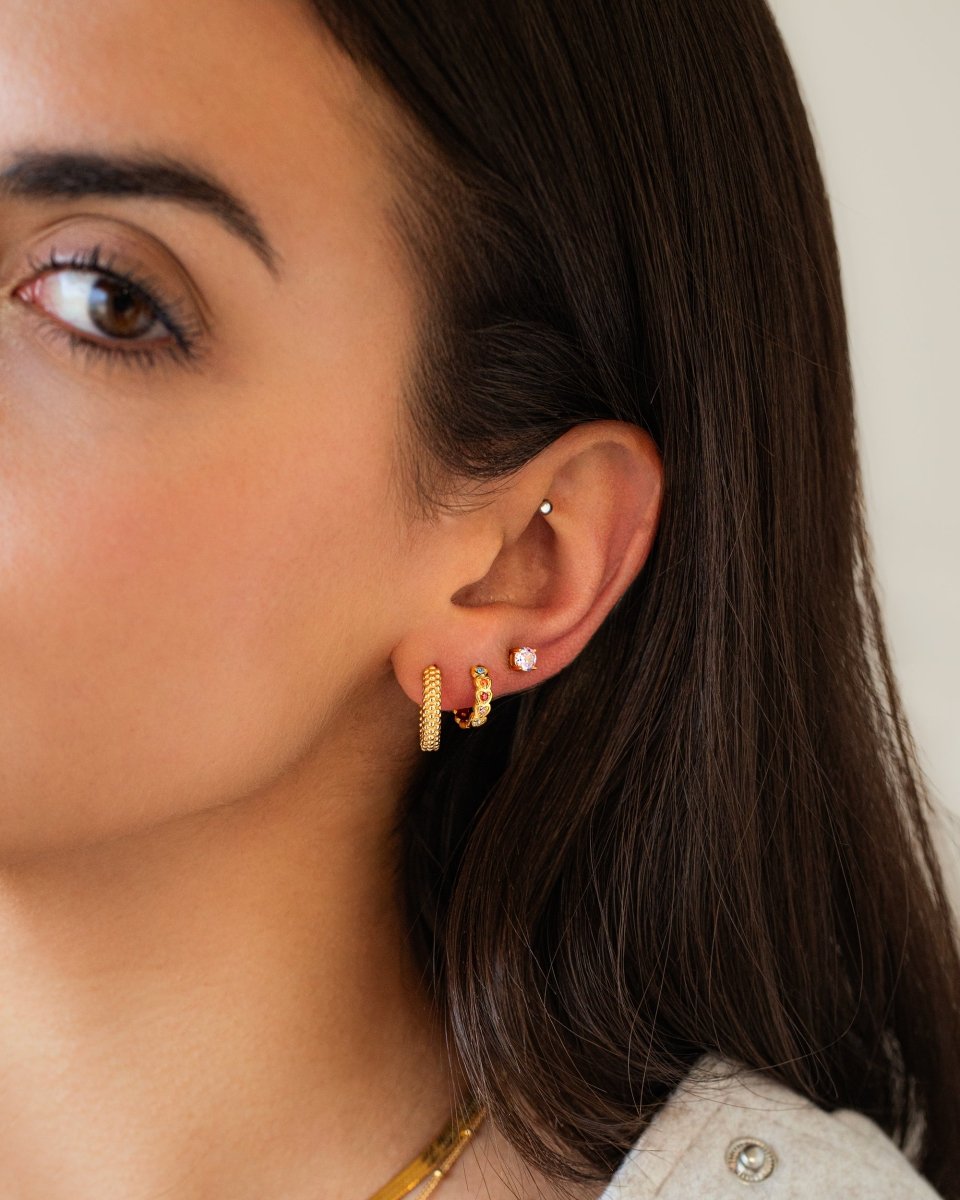 Women's delicate pearl hoop earrings, perfect minimalist fashion jewelry or elegant gift for her. Gold plated.