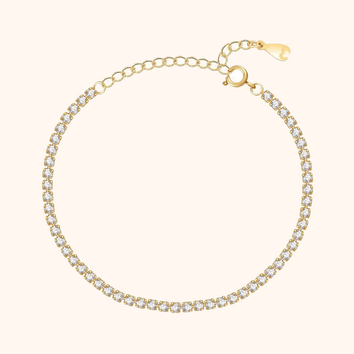 Dainty women's sparkling chain bracelet with square links, adjustable. Silver or gold plated elegant jewelry.