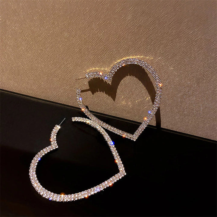 Women's large heart-shaped crystal earrings, a sparkling gift for her. Fashionable and eye-catching jewelry.