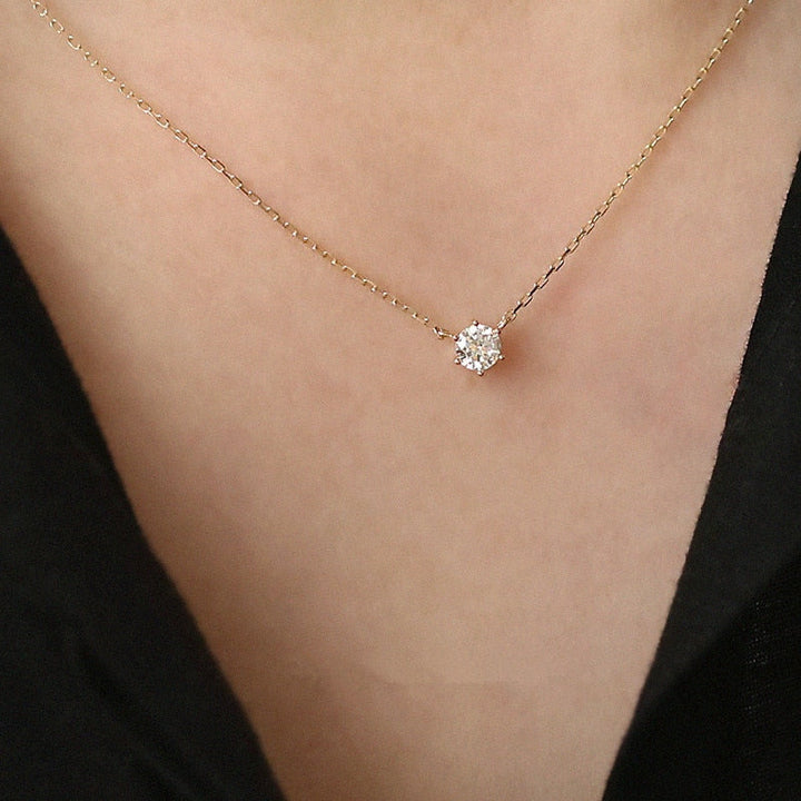 Elegant women's gold plated zircon necklace, a sparkling collarbone jewelry design perfect for any event.