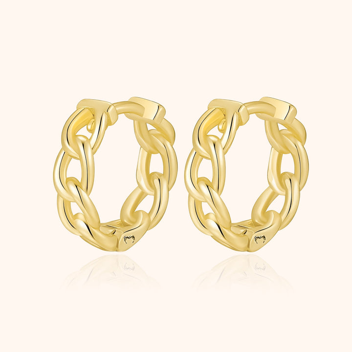 Chic gold plated sterling silver chain link stud earrings. Delicate women's jewelry, ideal gift for her.