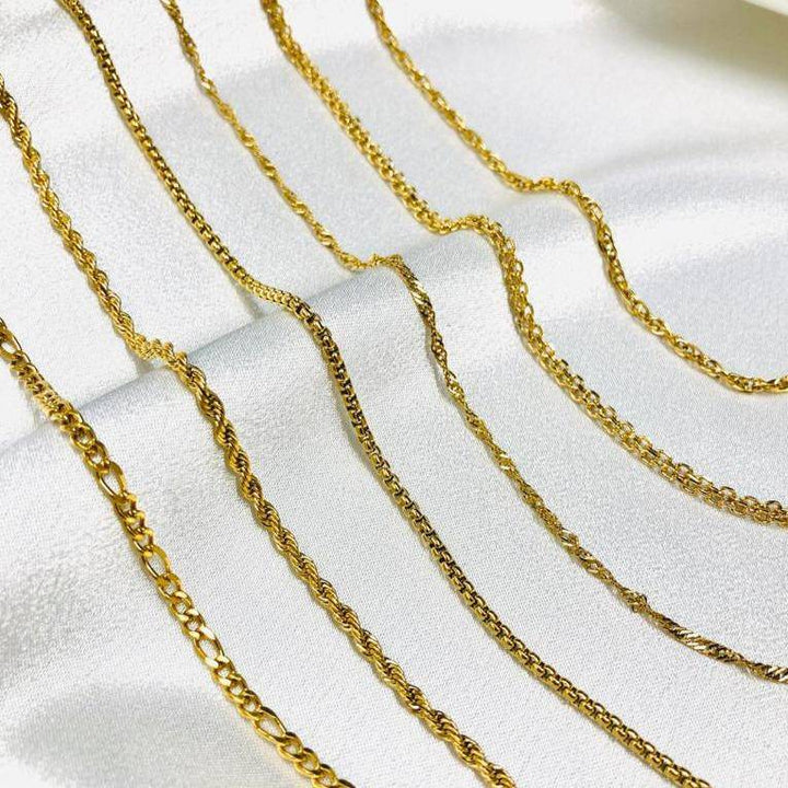 Stylish women's wavy pendant necklace, delicate sterling silver with gold plating, fully adjustable for perfect fit.