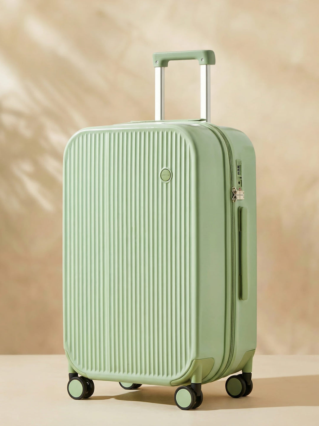 Durable hard-shell spinner luggage, Lyon model, ideal for effortless travel. Features integrated holders.