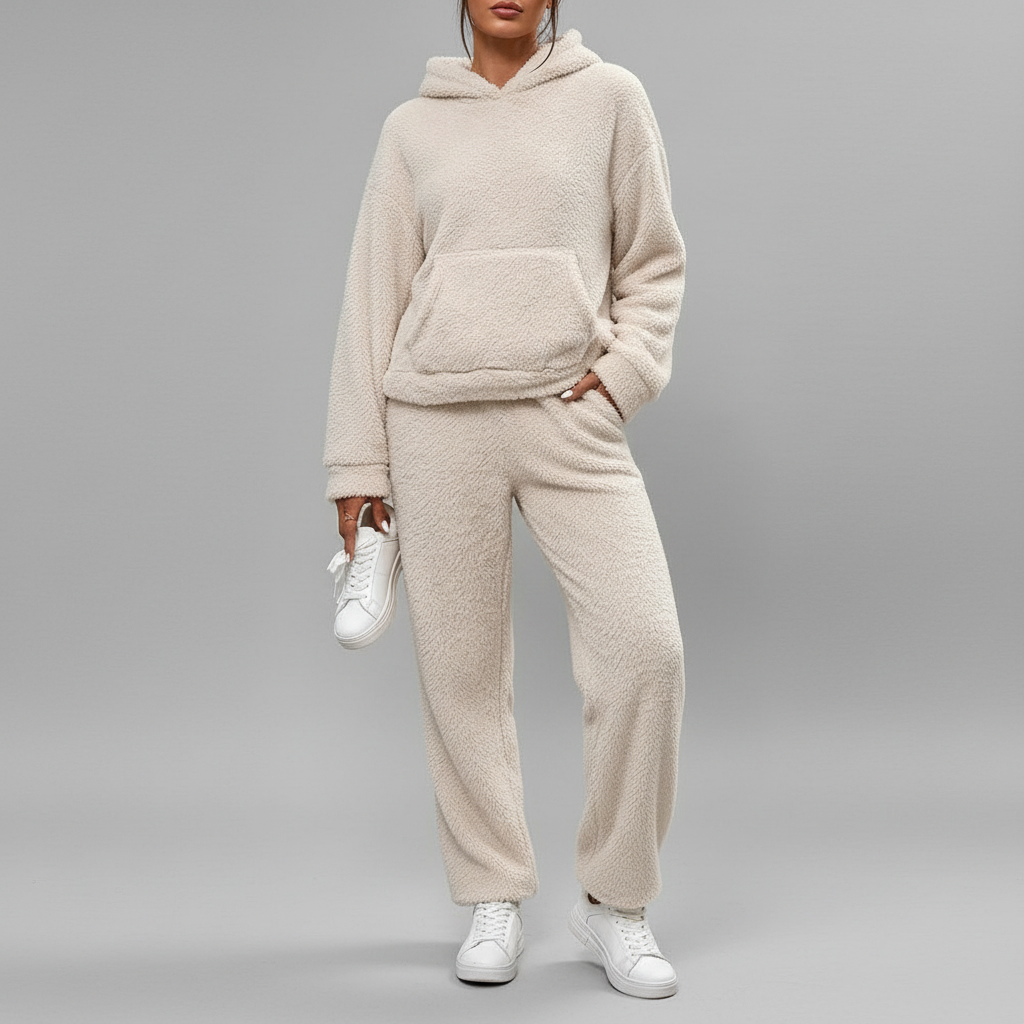 Cozy Edith teddy fleece loungewear set for women, featuring a soft hooded top and matching pants.