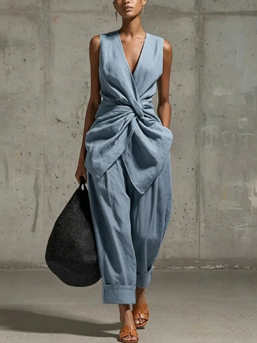 Stylish women's wide leg trousers with matching top. Comfortable spring/summer two-piece fashion set.