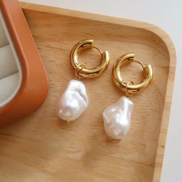 Women's elegant baroque pearl gold drop earrings, a classic retro-style jewelry piece. Hypoallergenic.