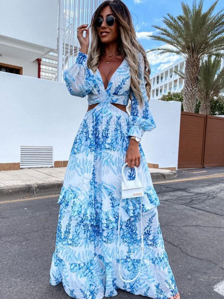 Elegant blue maxi dress for women, timeless style. Perfect for any occasion, flattering and comfortable.