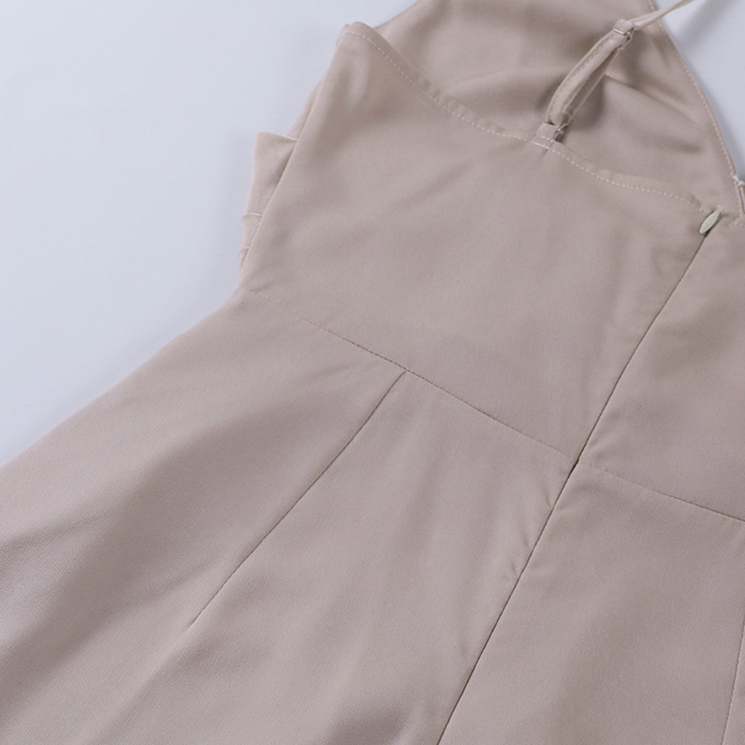 Elegant women's flowy maxi dress, a perfect fashion choice for summer, vacation, beach, and evening parties.