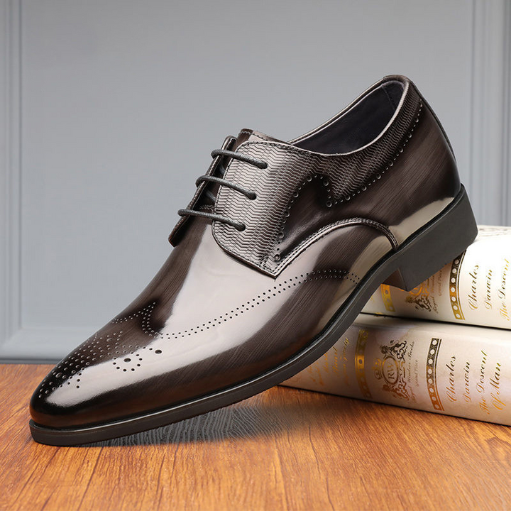 Sophisticated men's brogue footwear, designed for maximum comfort & timeless style at weddings & formal gatherings.