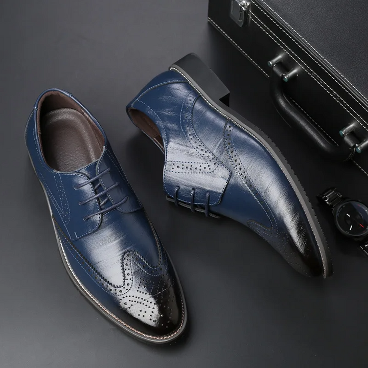 Durable men's classic brogue oxford dress shoes, comfortable for all-day office wear & formal fashion.