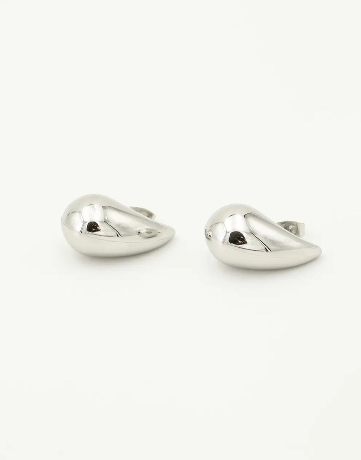 Women's elegant minimalist droplet earrings, a perfect gift. Hypoallergenic gold/silver dainty fashion jewelry.