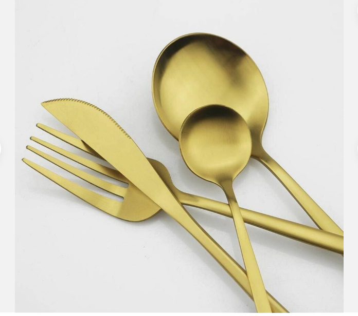 Stylish minimalist dinnerware cutlery set, a must-have kitchen essential.