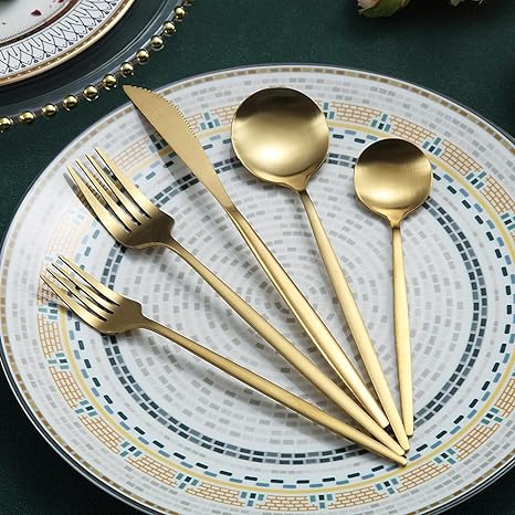 Contemporary minimalist flatware set, essential cutlery for everyday elegance.