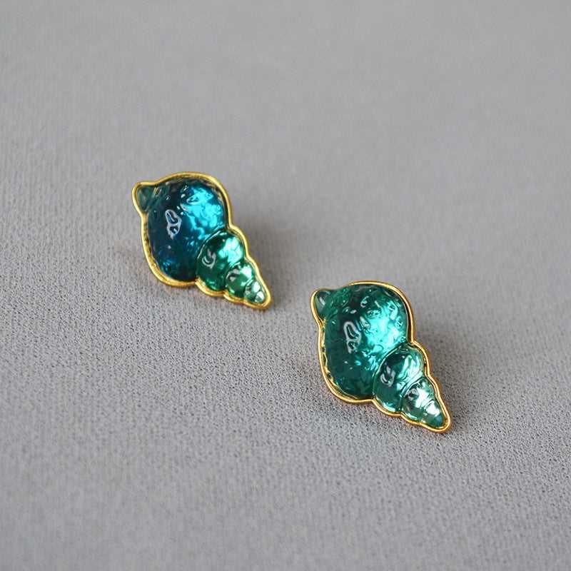 Marina women's fashion earrings featuring beautiful zee blauwe shell drops, perfect gift.