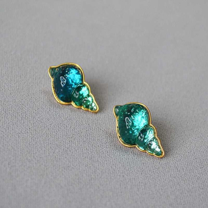 Marina women's fashion earrings featuring beautiful zee blauwe shell drops, perfect gift.