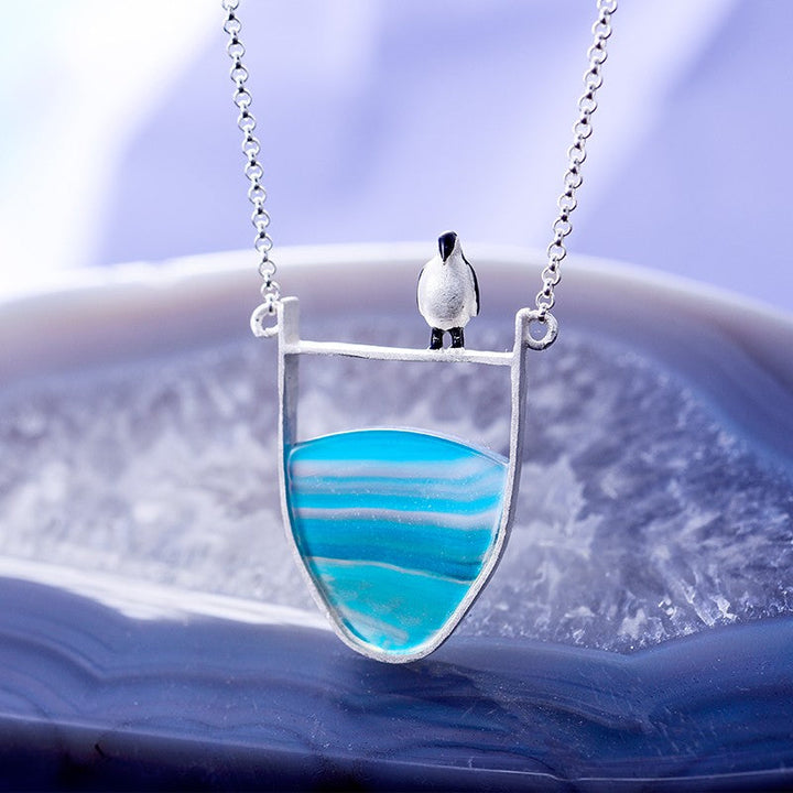 Sophisticated women's silver agate necklace, an elegant natural stone jewelry piece, perfect gift.