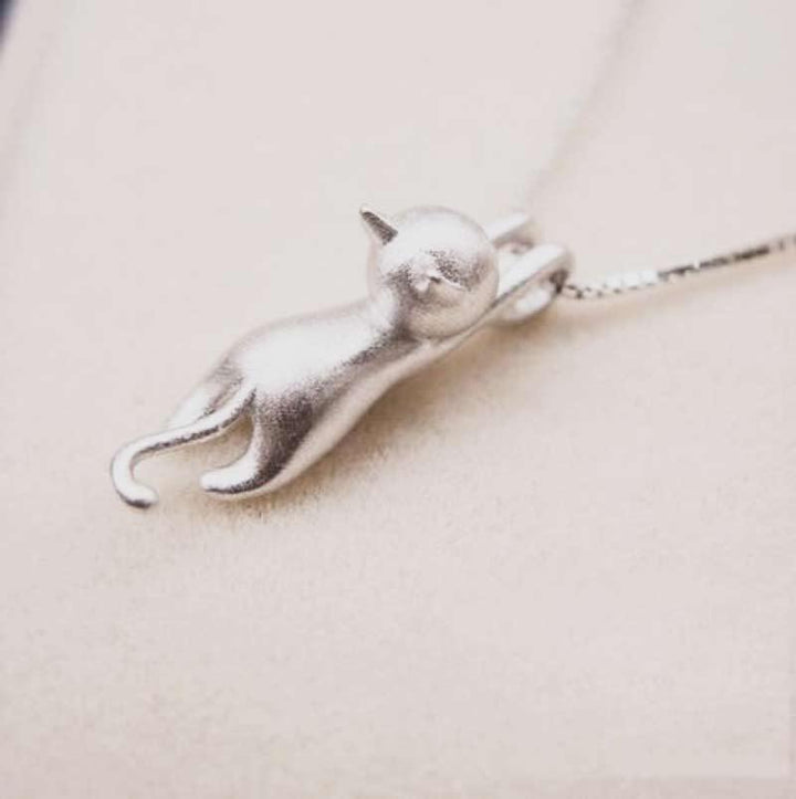 Beautiful sterling silver cat necklace, a delicate feline pendant for women's everyday wear.