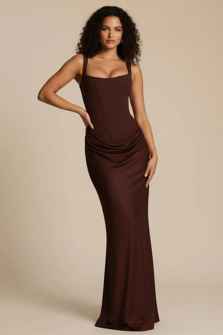 Refined Grace women's midi dress, tailored for elegance, perfect as a wedding guest or party dress.