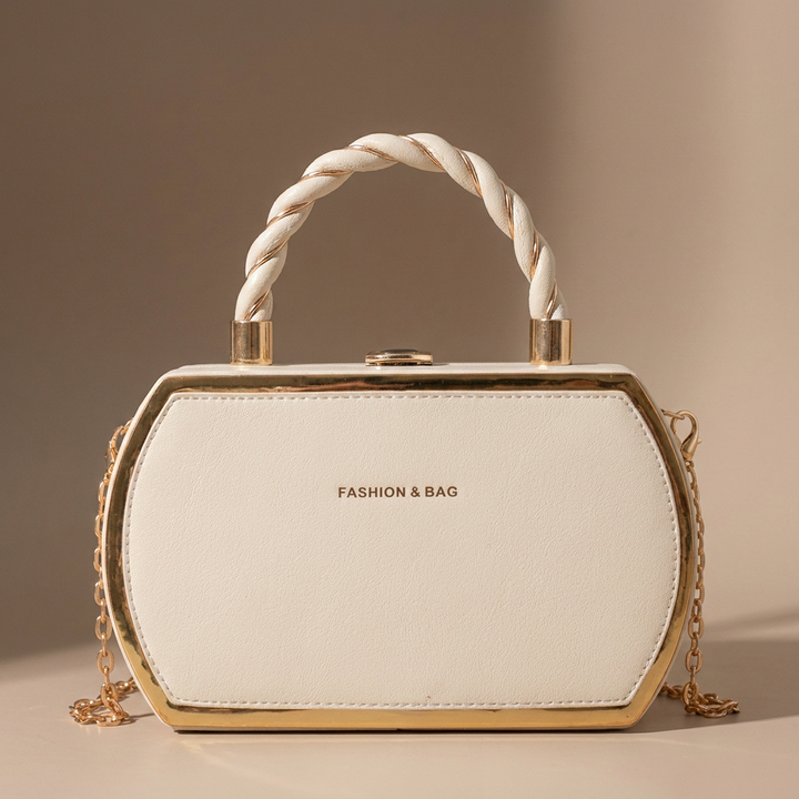 Women's vintage shoulder handbag, elegant faux leather with a timeless design for everyday style.