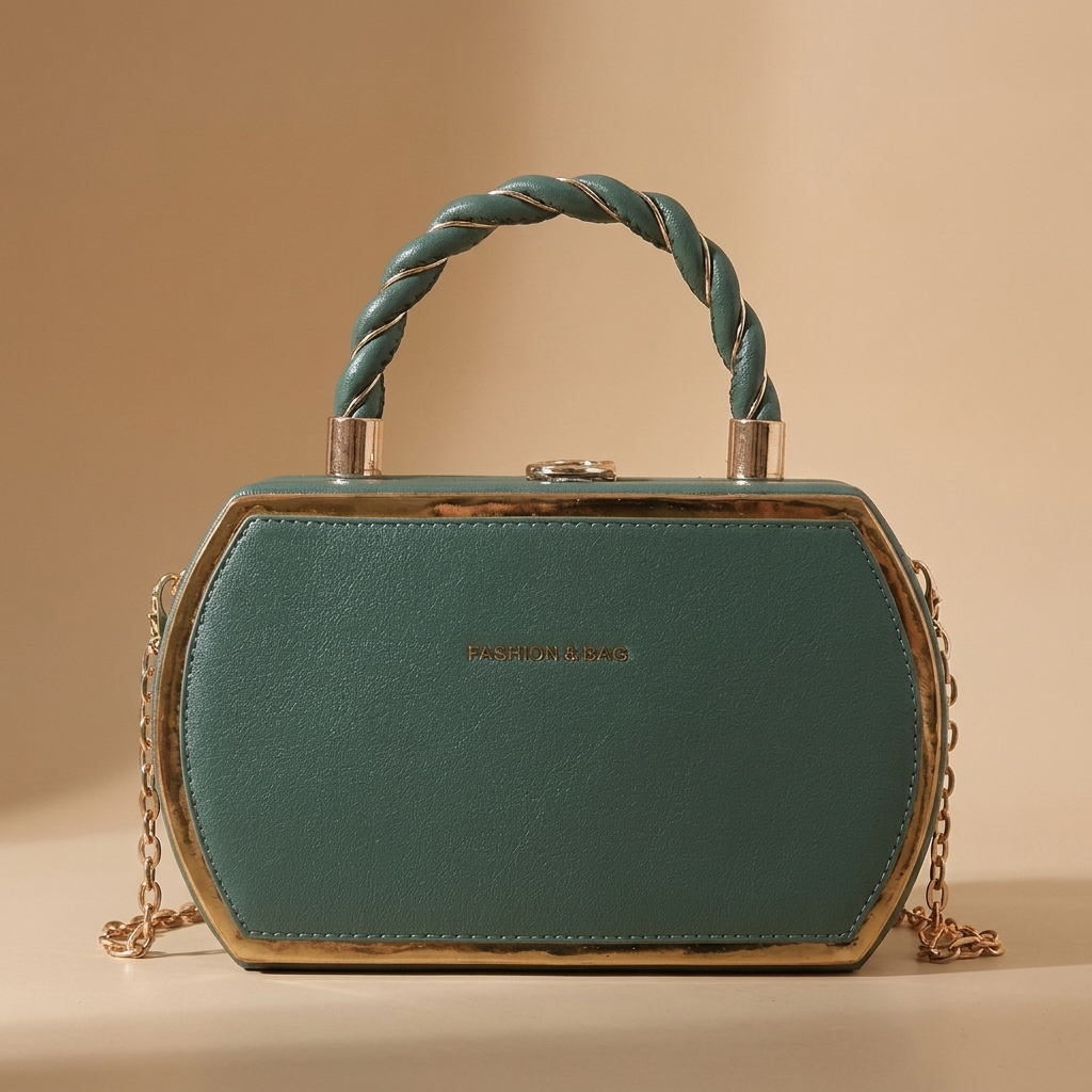 Timeless elegant vintage women's shoulder bag, a classic faux leather handbag for versatile everyday style.