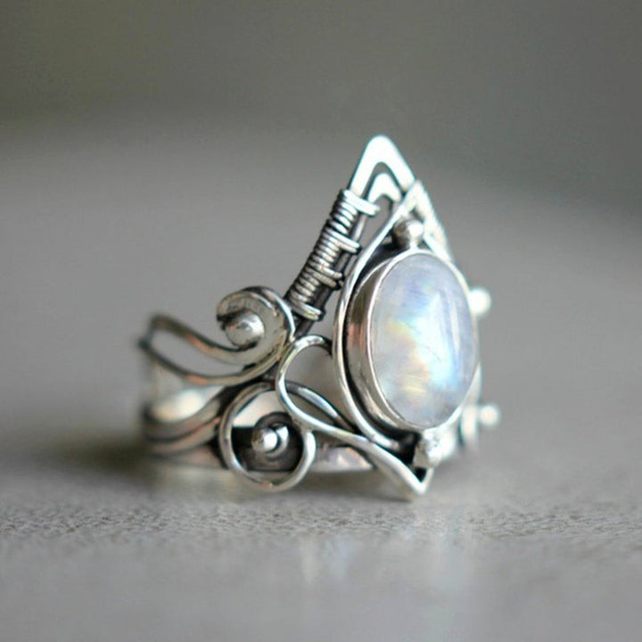 Unique vintage boho moonstone ring, elegant silver jewelry for women. Ideal gemstone gift.