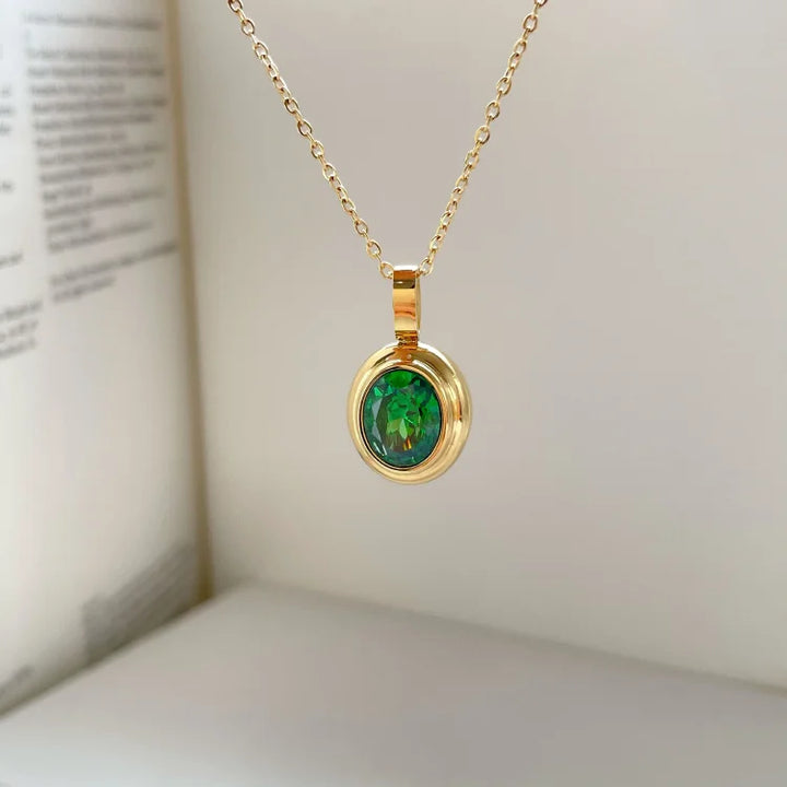 Stunning vintage gemstone pendant necklace for women, a beautiful statement jewelry piece and gift for her.