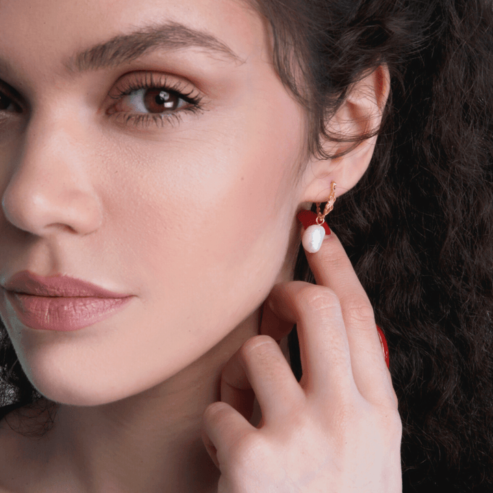 Women's Vivienne natural pearl drop earrings, an elegant & classic jewelry gift for her, featuring gold-plated 925 silver.