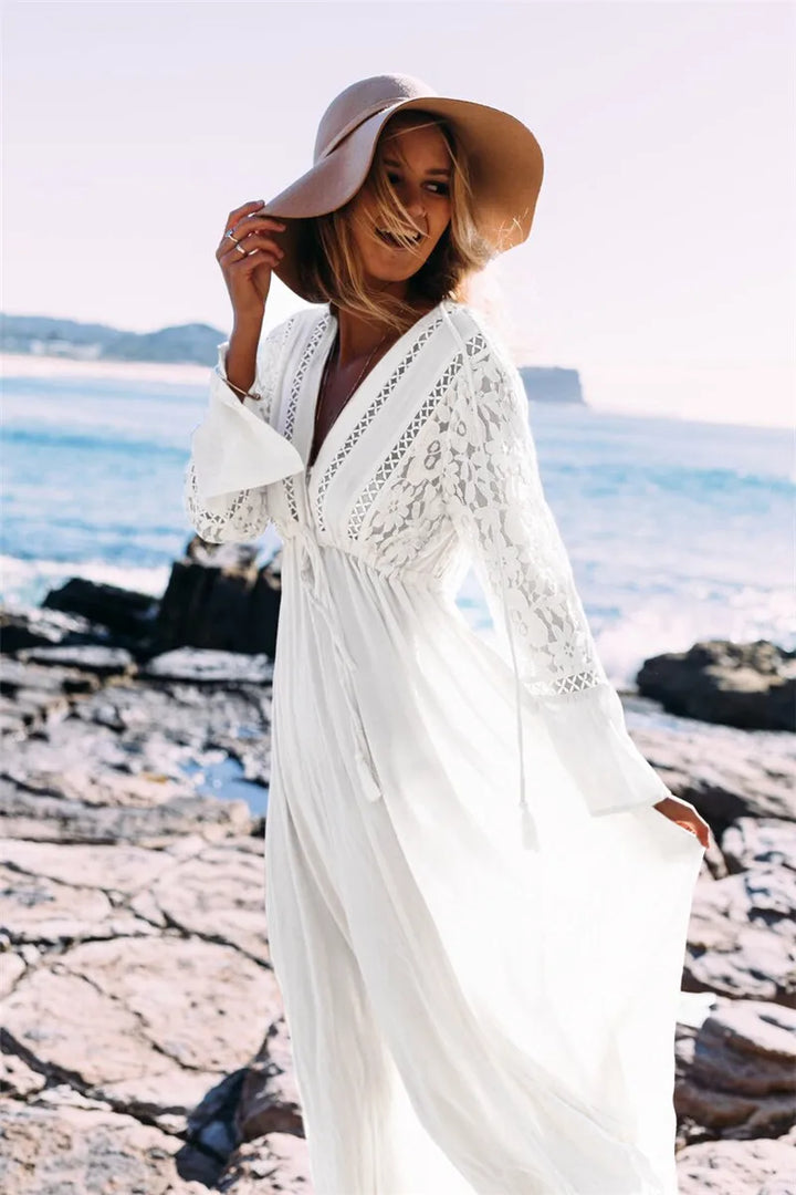 Versatile white casual maxi dress, Evelyn style. Comfortable & elegant for women's everyday and summer fashion.
