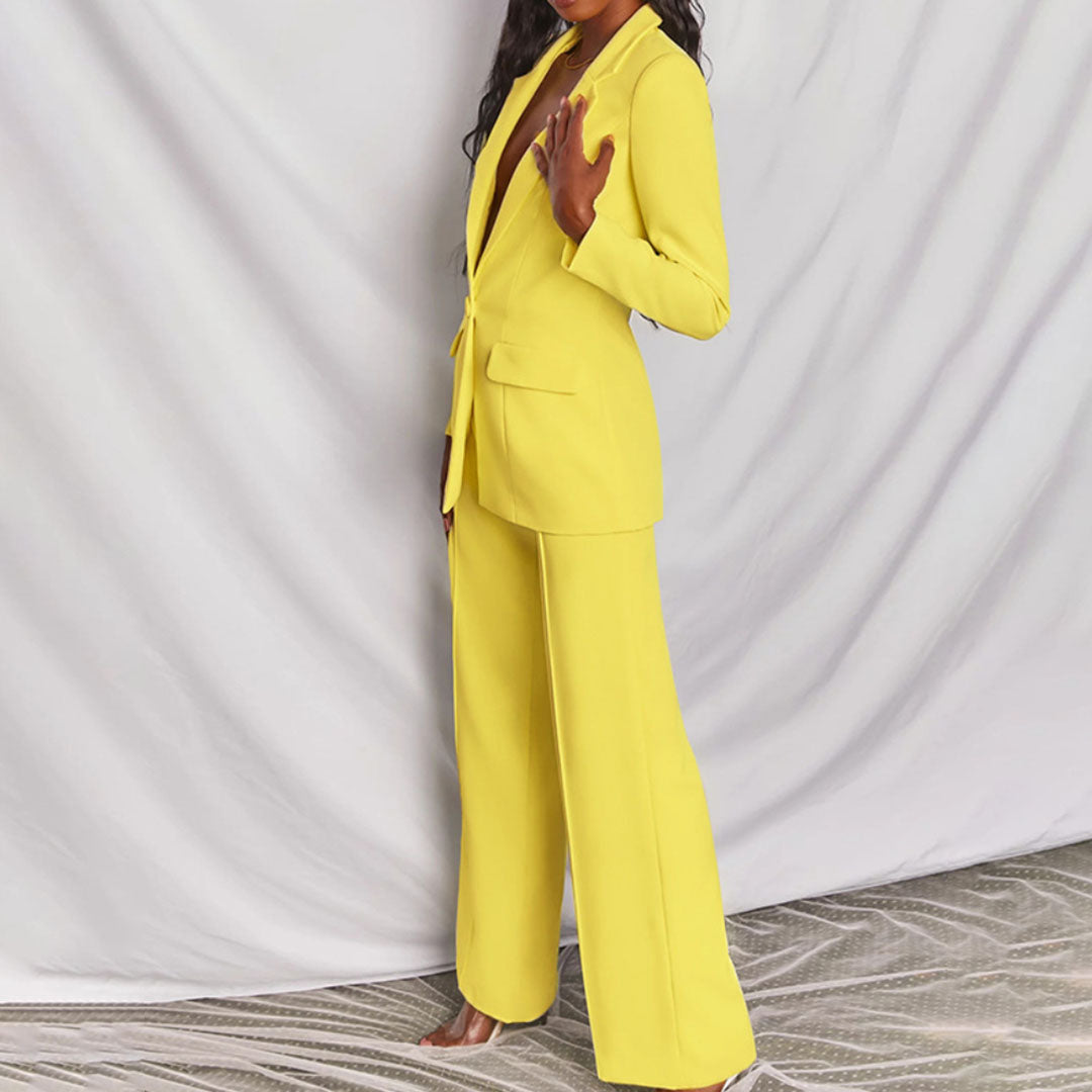 Versatile women's matching blazer and trouser set, great for casual chic or smart events.