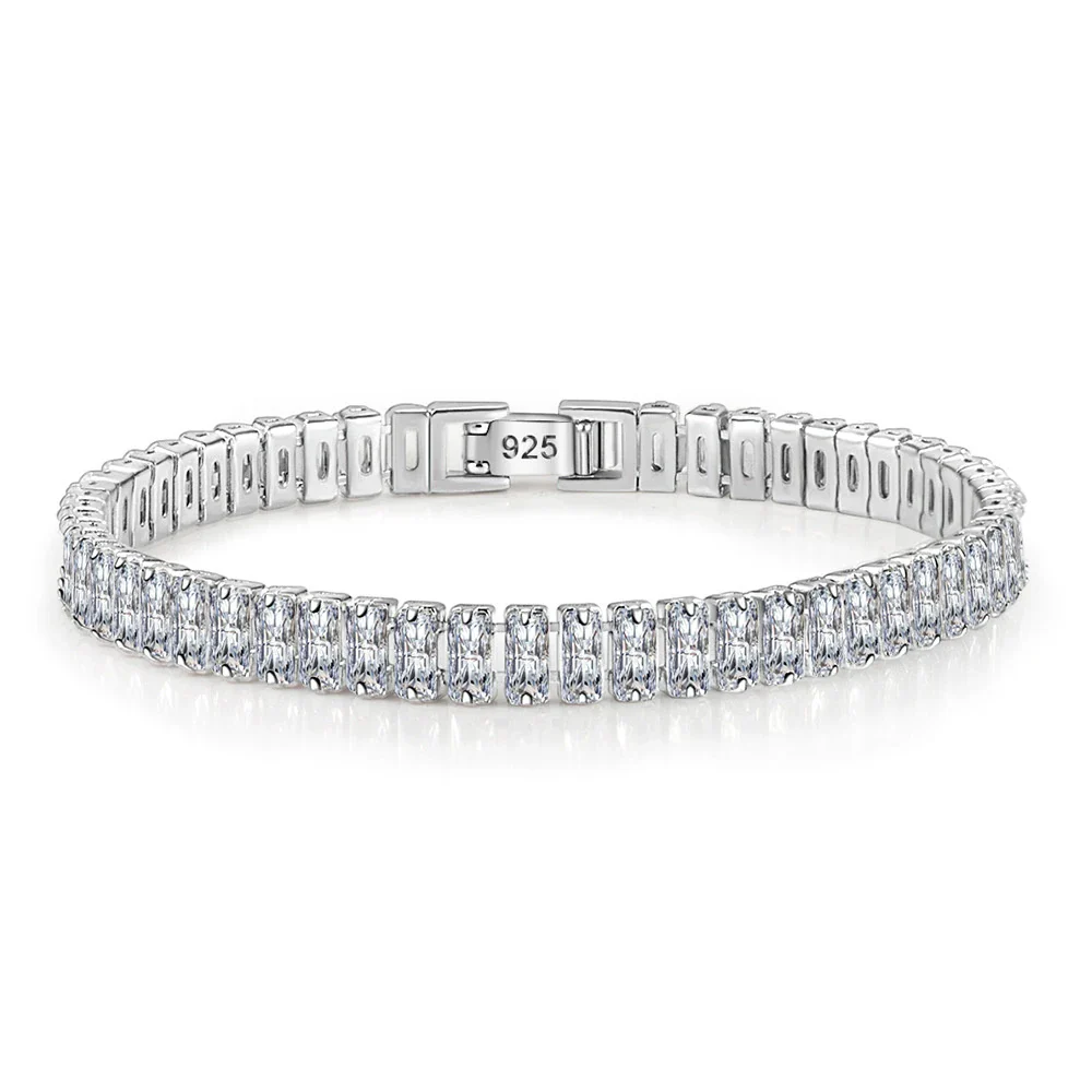 Elegant women's 925 sterling silver bracelet featuring sparkling crystals, perfect for any occasion.
