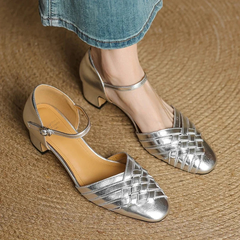 Everyday elegant Avora block heels, a versatile & comfortable choice for women.